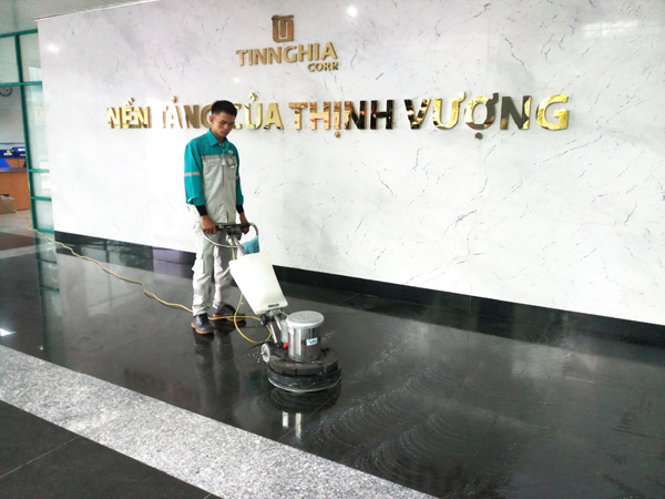 Công ty A2Z - Cung cấp dịch vụ đánh bóng sàn đá chuyên nghiệp